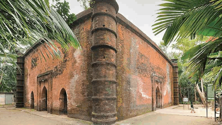 Bibi Begni Mosque A Old Historical Mosque At Bagerhat